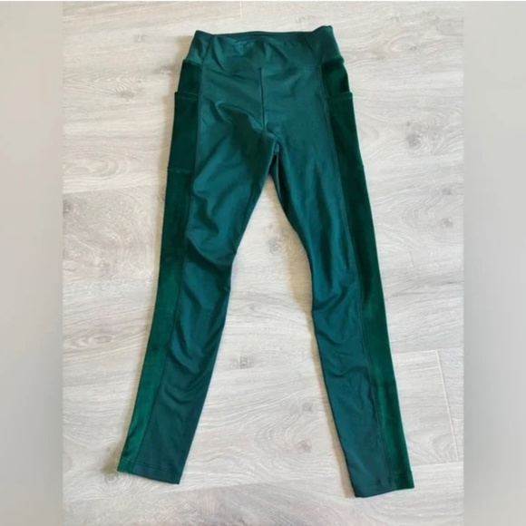 Pink Victorias Secret leggings With Velvet Detail Rare! - Picture 3 of 3